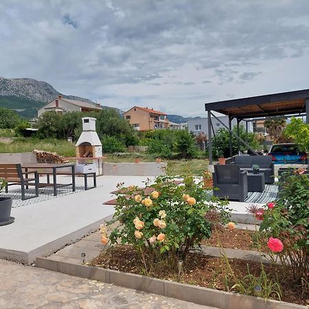 Spacious Apartment Close To The Sea In Split Area Kaštela 외부 사진